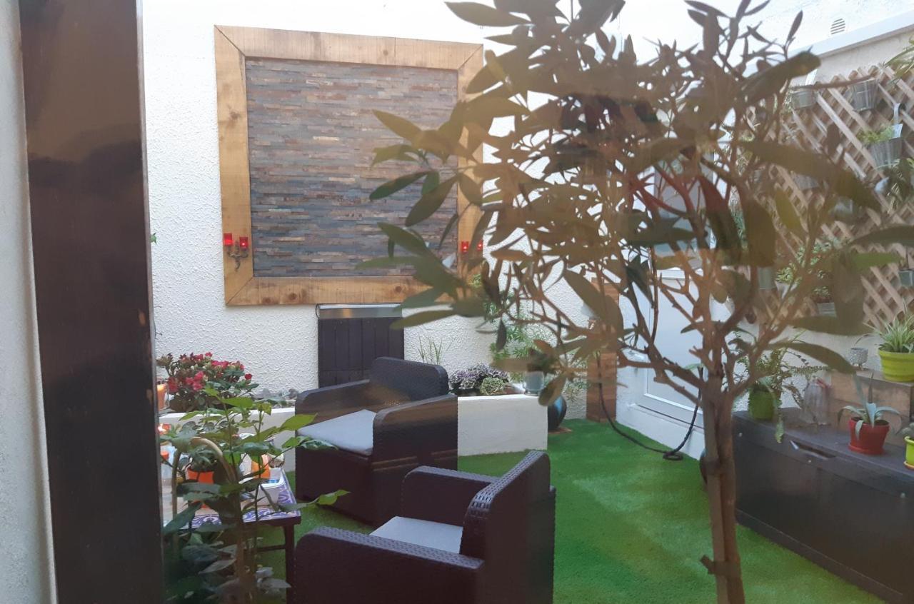 Suite Privée Bed&Breakfast Nîmes Extérieur photo