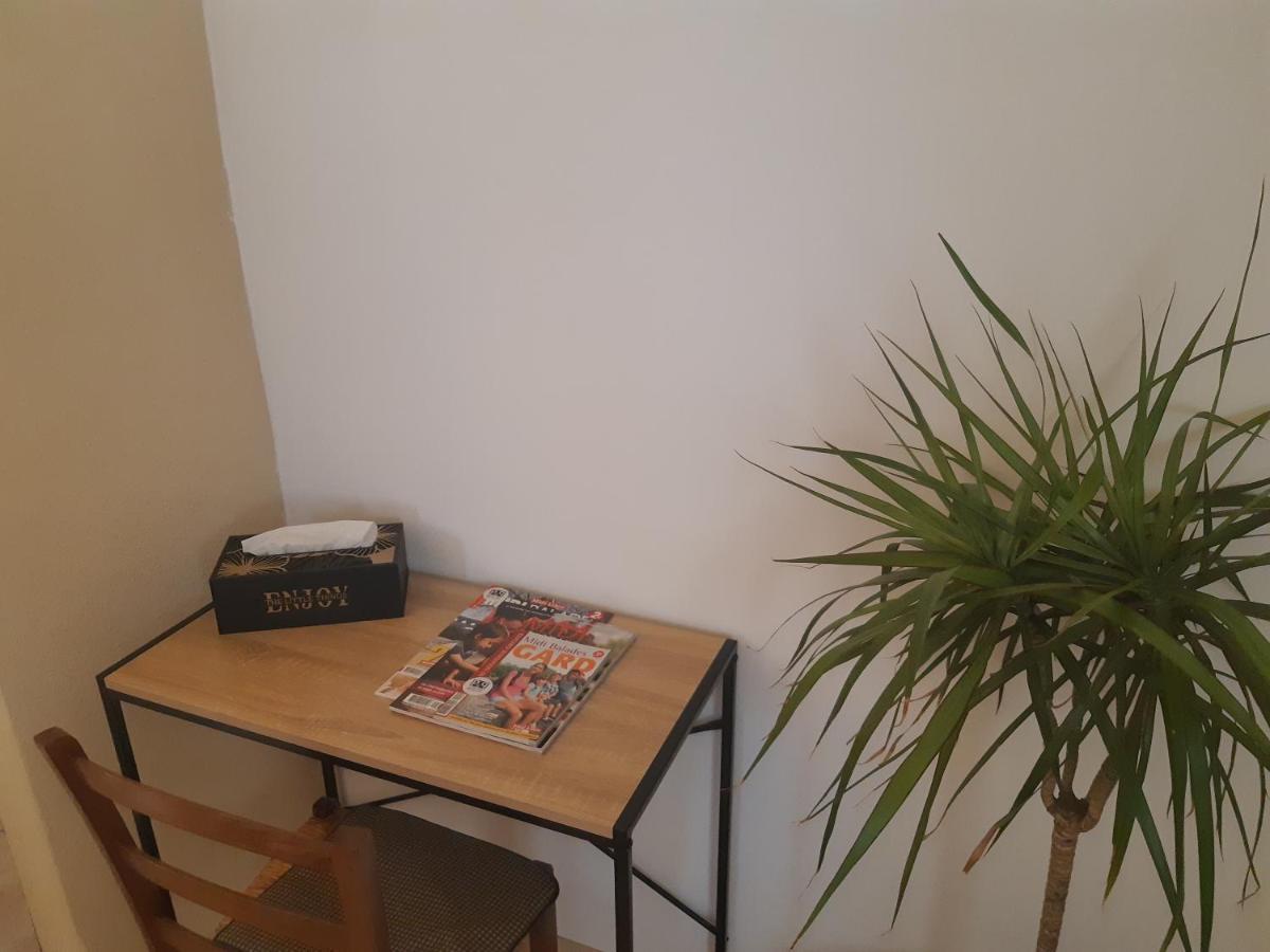 Suite Privée Bed&Breakfast Nîmes Extérieur photo